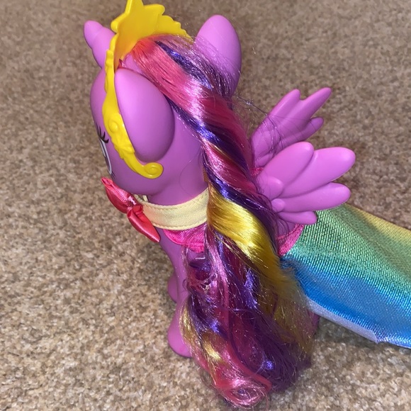 My Little Pony Rainbow Princess Twilight - Picture 4 of 12